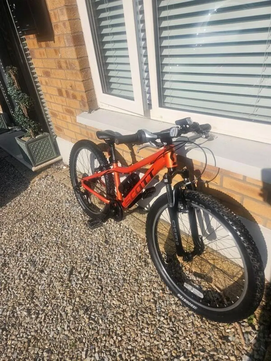 Scott Scale 24 kids bike - Image 1