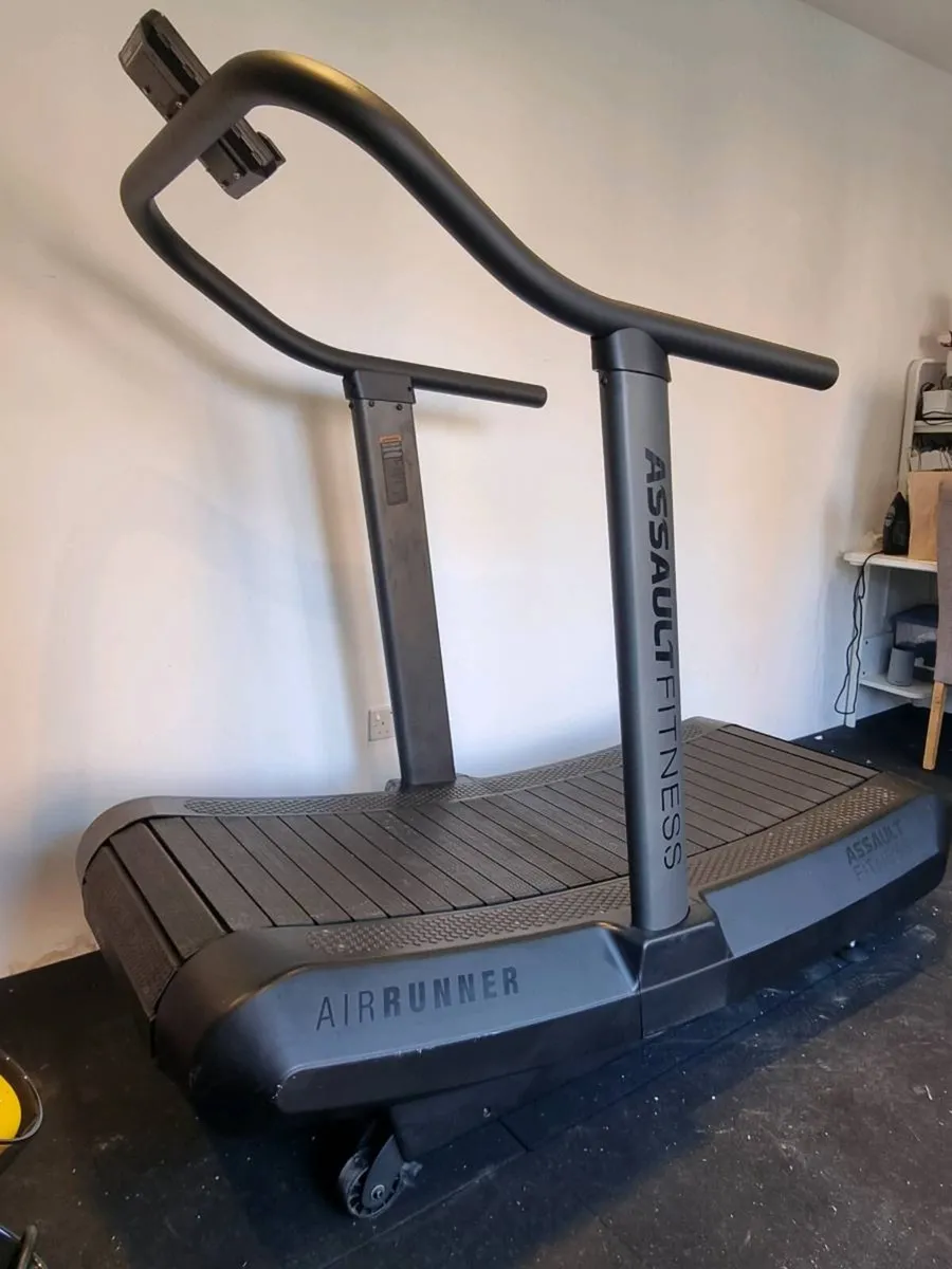 Assault runner pro treadmill - assault fitness - Image 1
