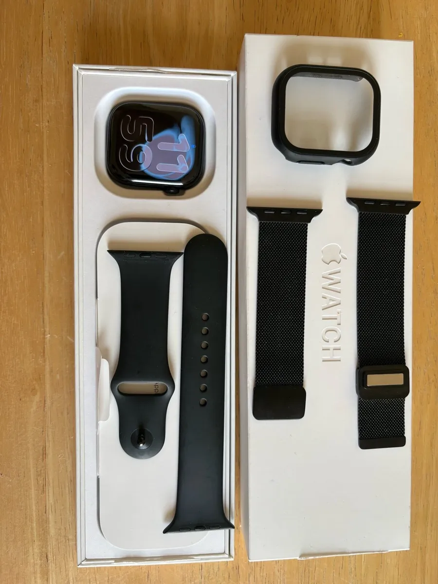 Apple Watch Series 11 46mm - Image 2