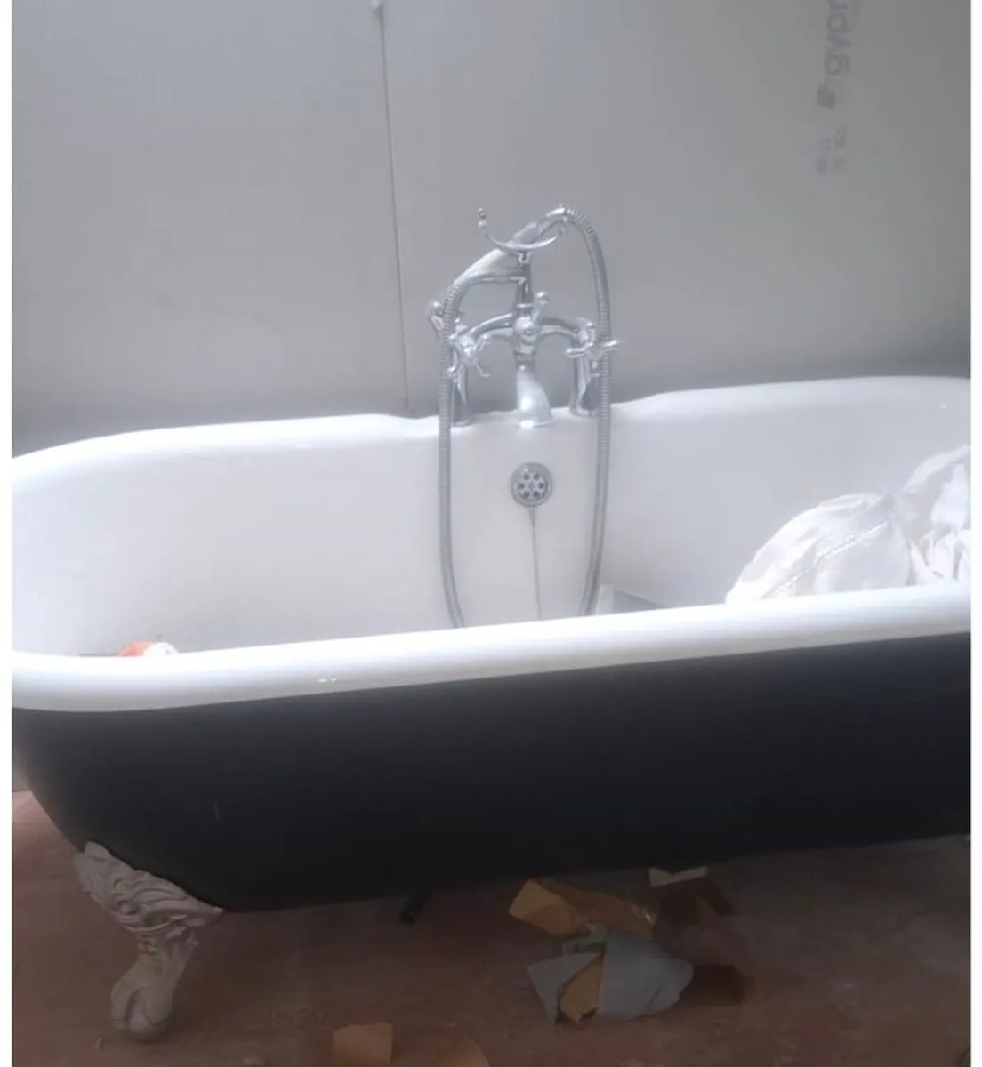 Traditional Freestanding Bath - Image 1