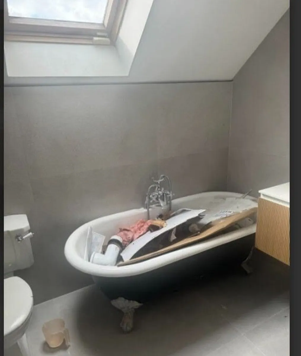 Traditional Freestanding Bath - Image 3