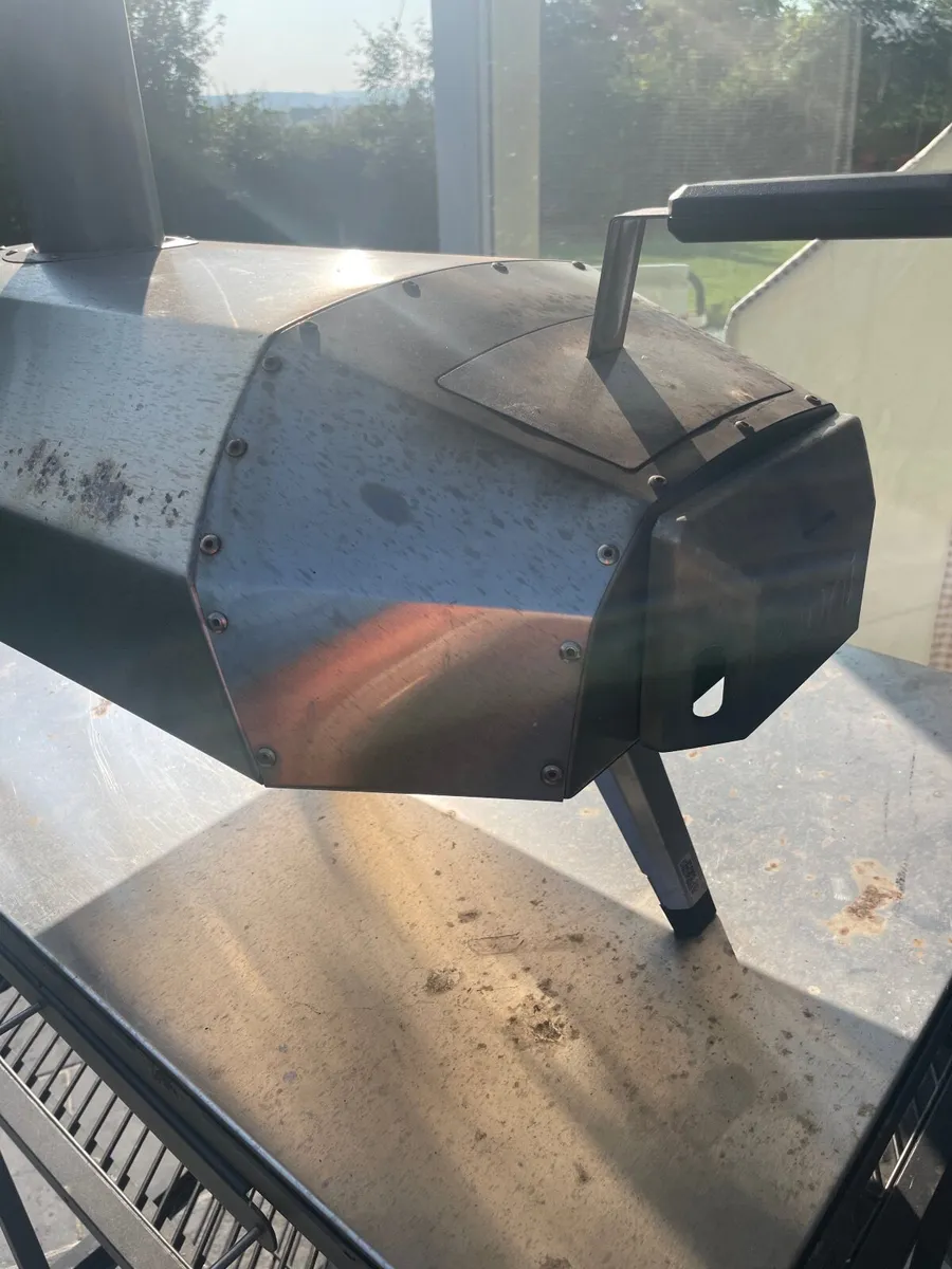 Onni wood pellet pizza oven with Ooni trolley - Image 3