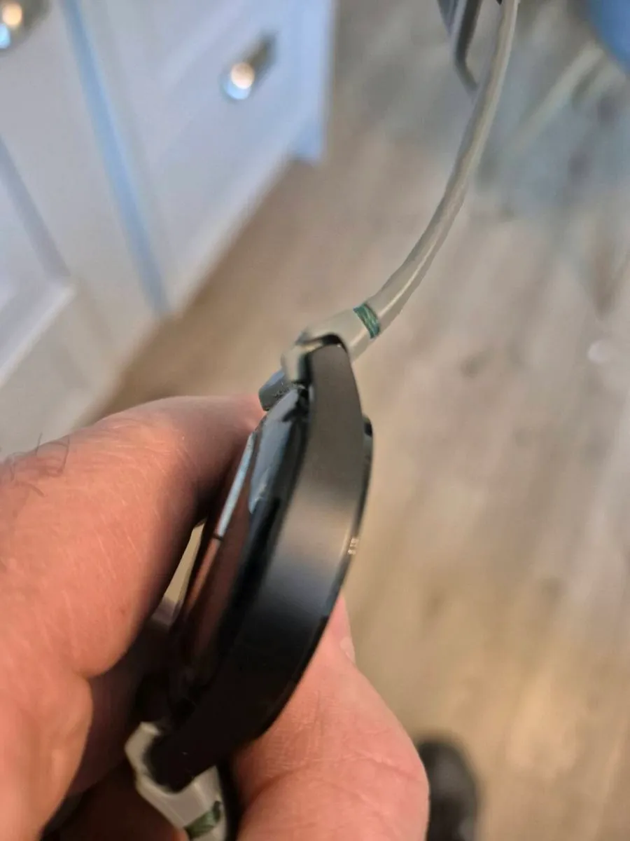 Samsung Galaxy Watch 5 with extra straps - Image 4