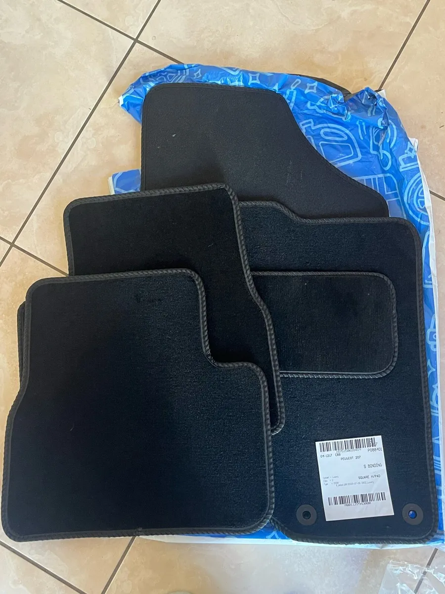 Peugeot 207 Car mat set - Image 1