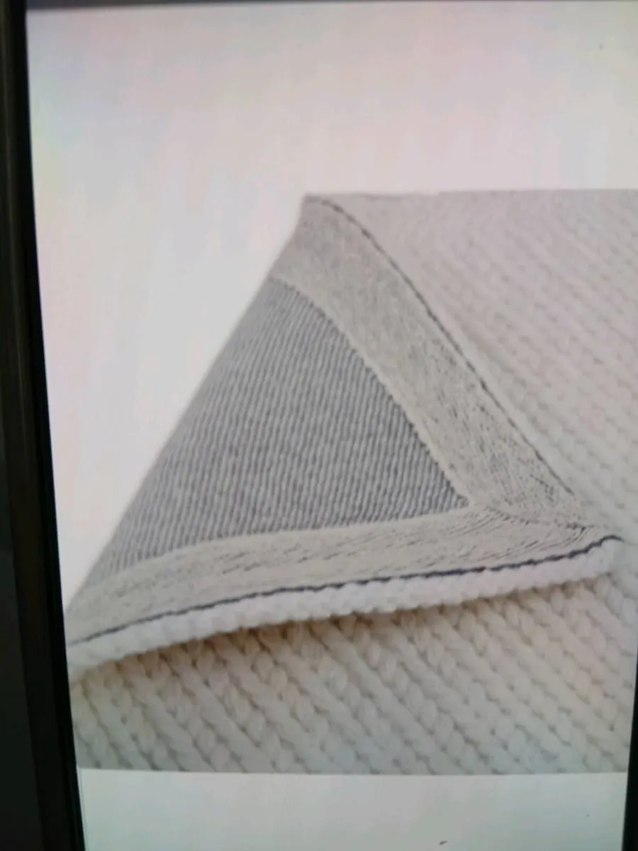 Rug - Image 3