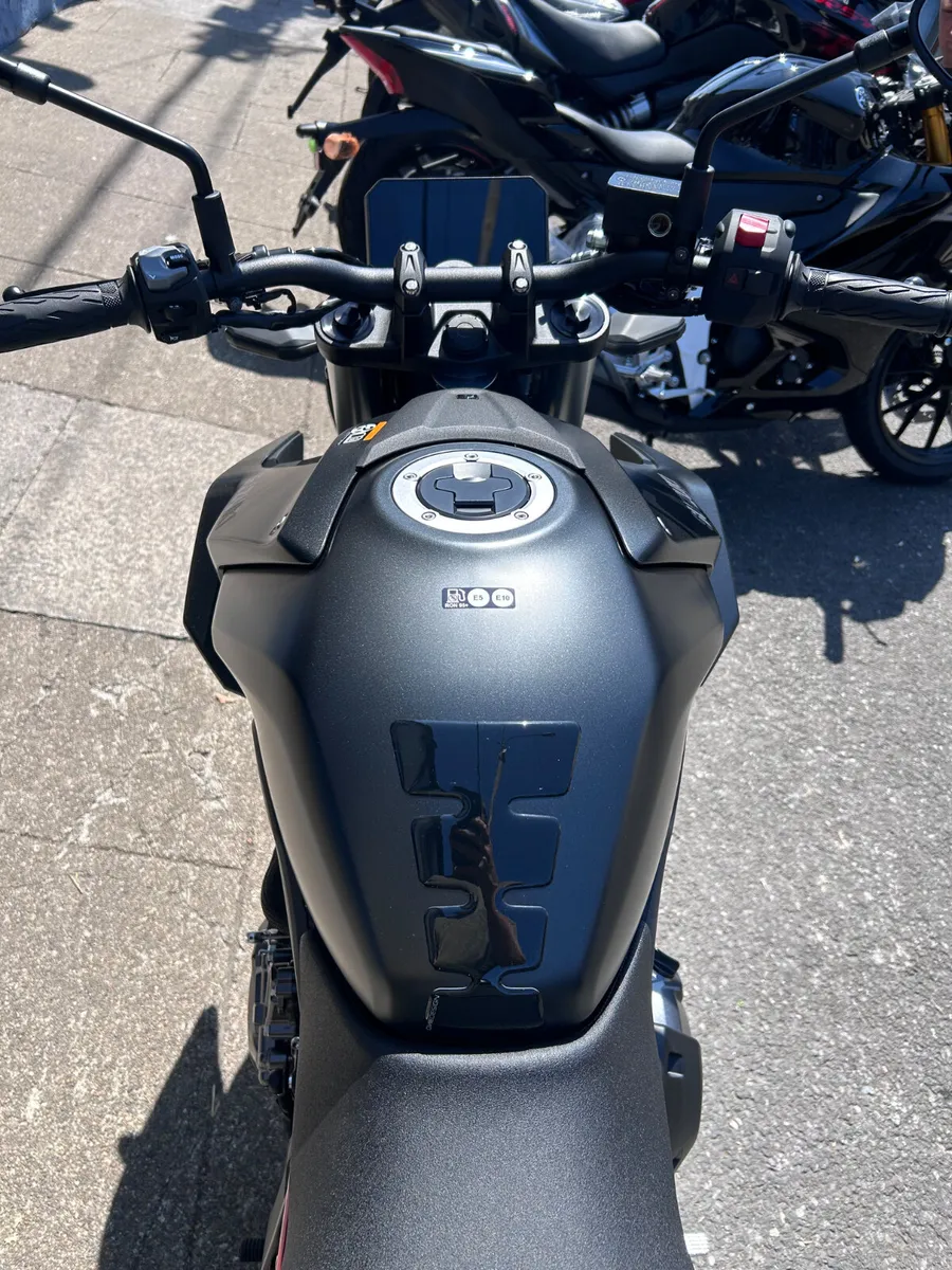 252 Suzuki GSX-8S - Image 4