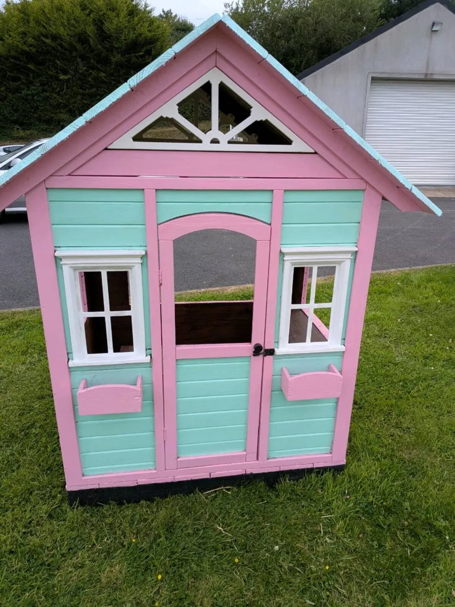 Child playhouse - Image 1