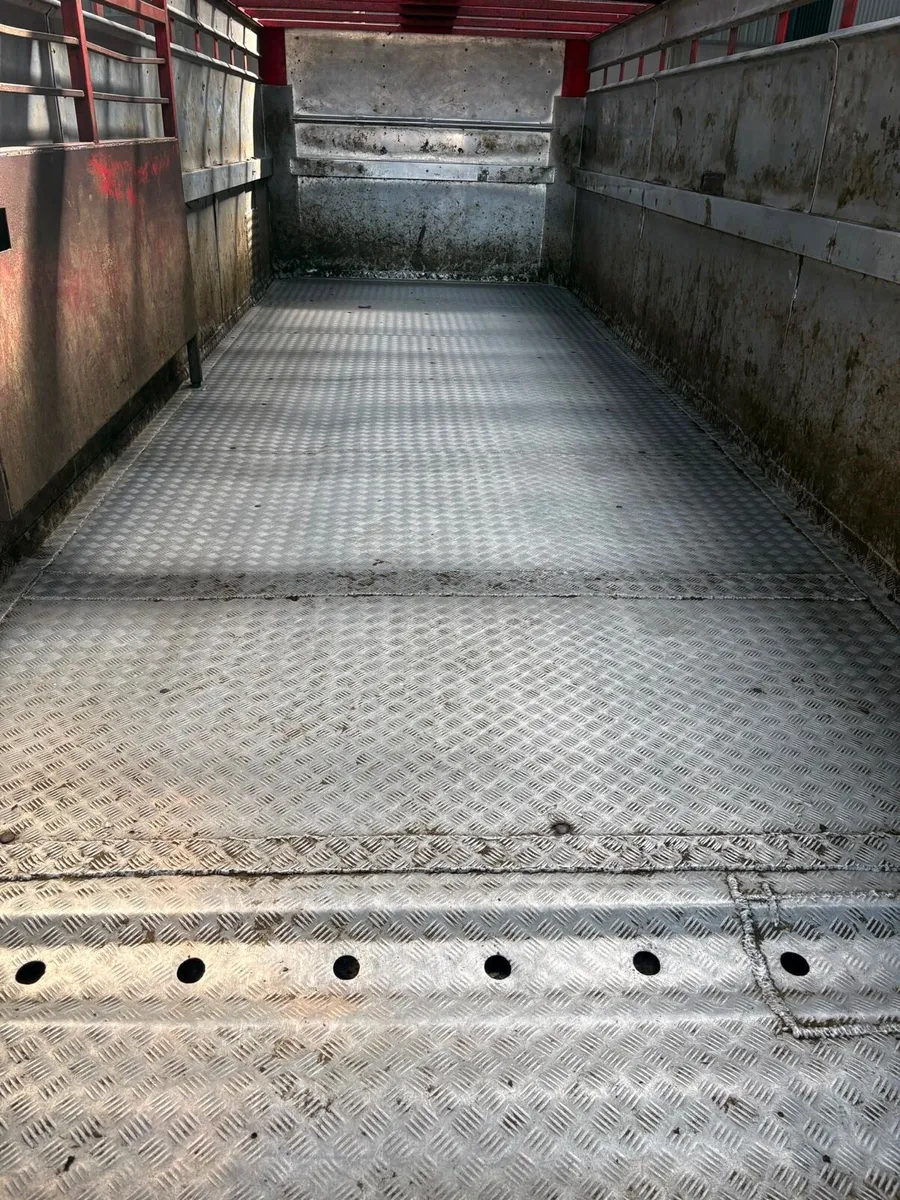 26ft livestock body - Image 4