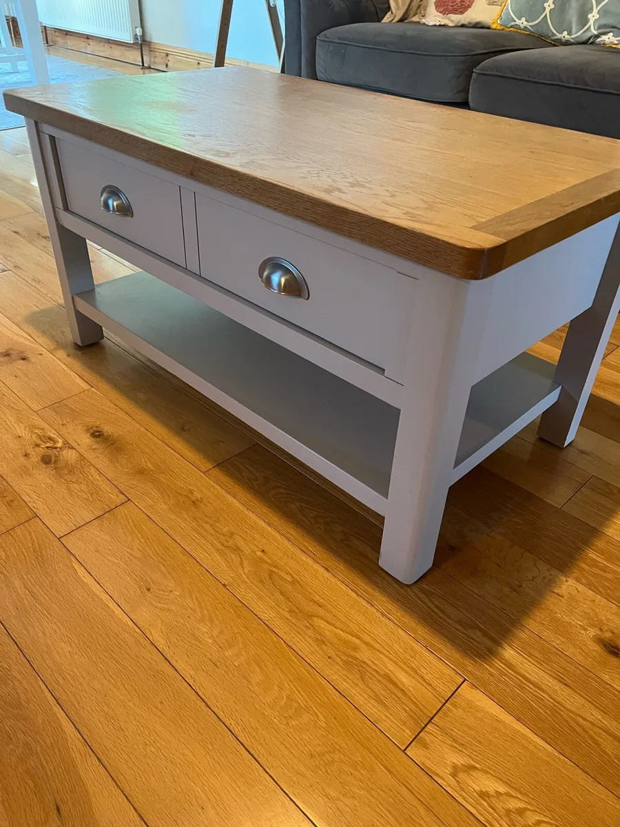 Coffee table with shelve and drawer - Image 1