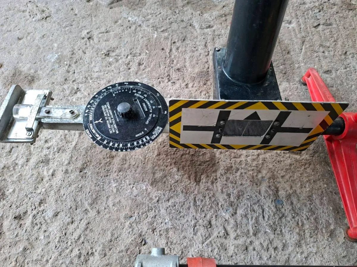 AGO 40 Tracking Gauges - Image 3