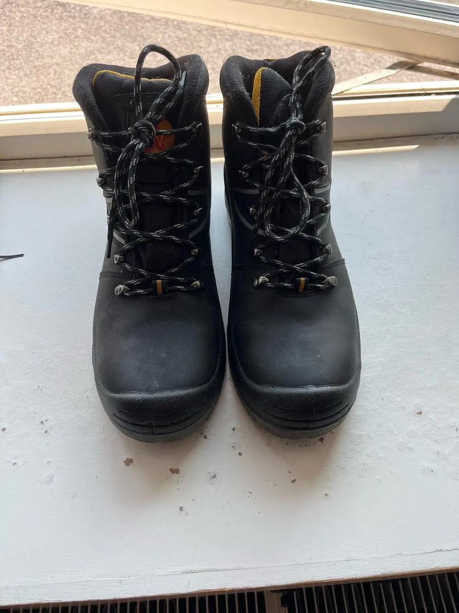 BOSS S7 Waterproof Safety Boots - Image 1