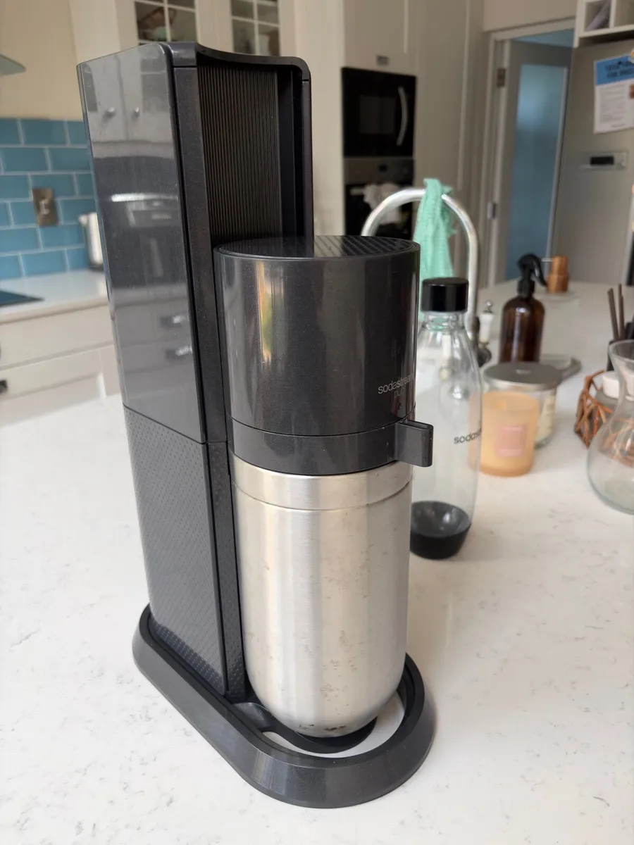 SodaStream Duo -- takes glass and plastic bottles - Image 4
