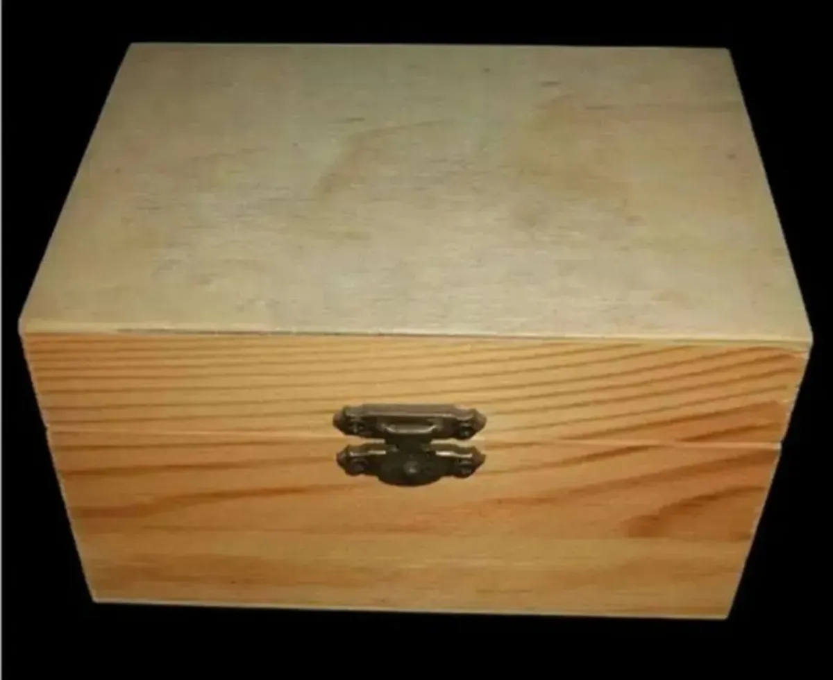 BNIB Iron Punch Set - Image 3
