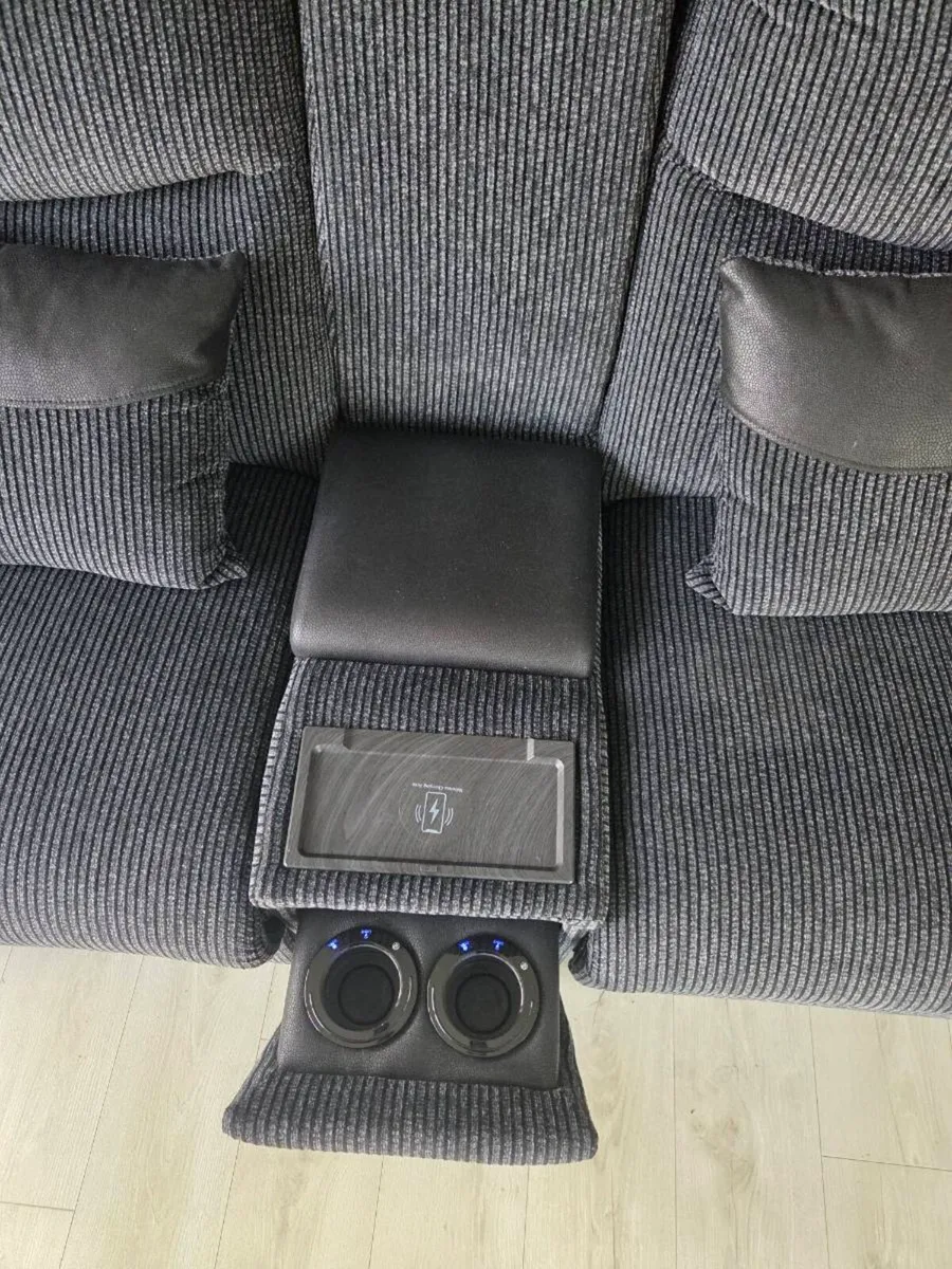 Double reclining coach - Image 4