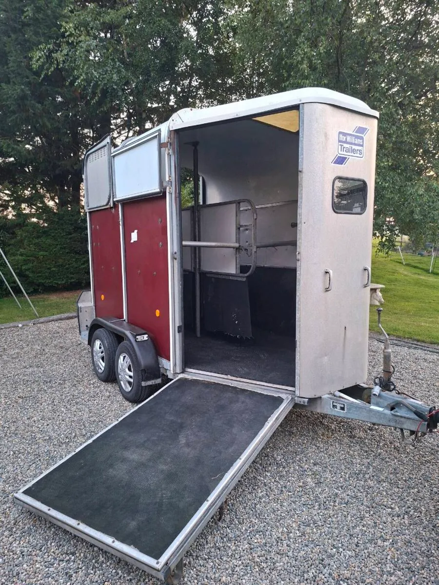 Ifor Williams 505 Double Horsebox - Image 2
