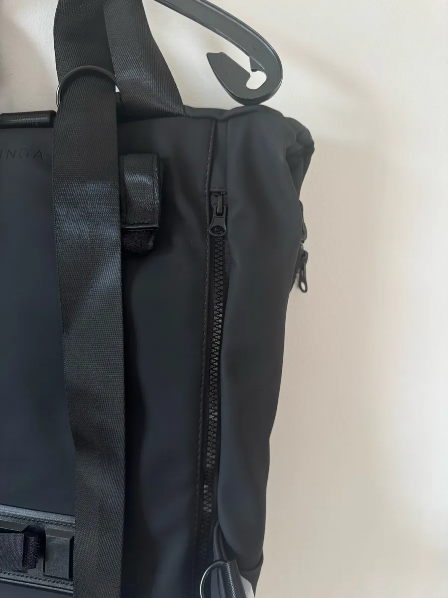 Original Apple Branded Vinga Backpack - Image 4
