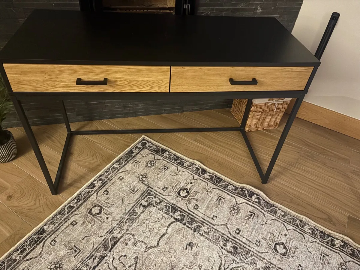 Console table