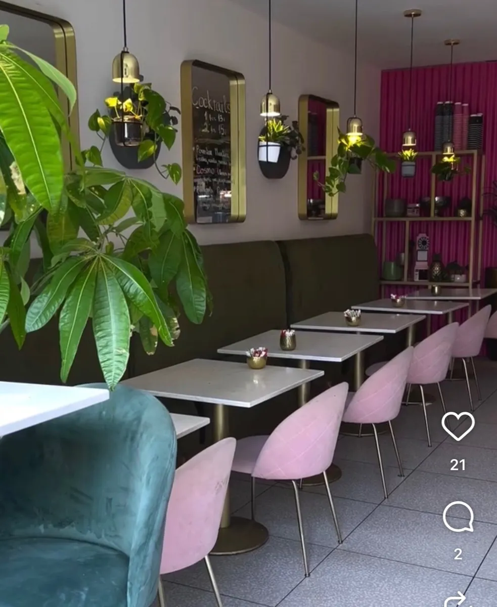 Restaurant fittings - Image 4