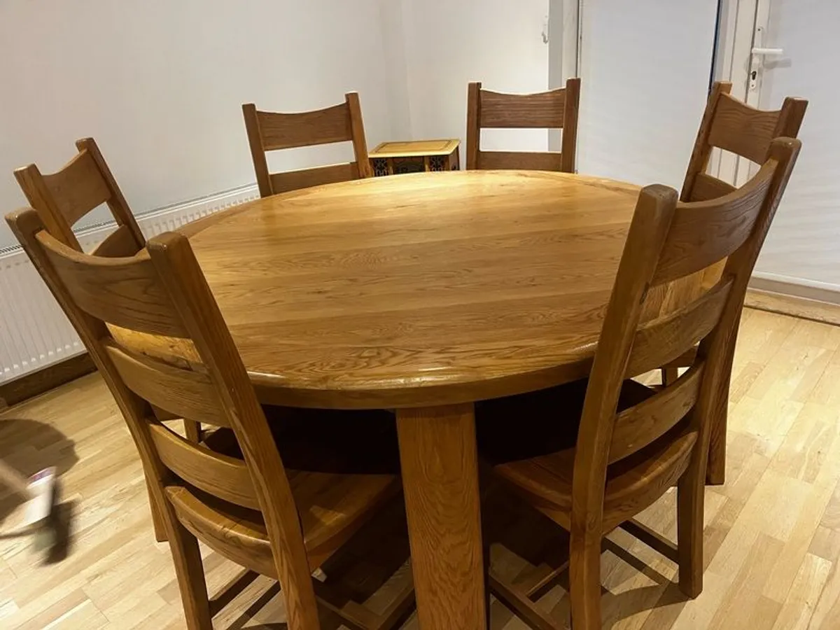 solid oak dining table and 6 chairs - Image 3
