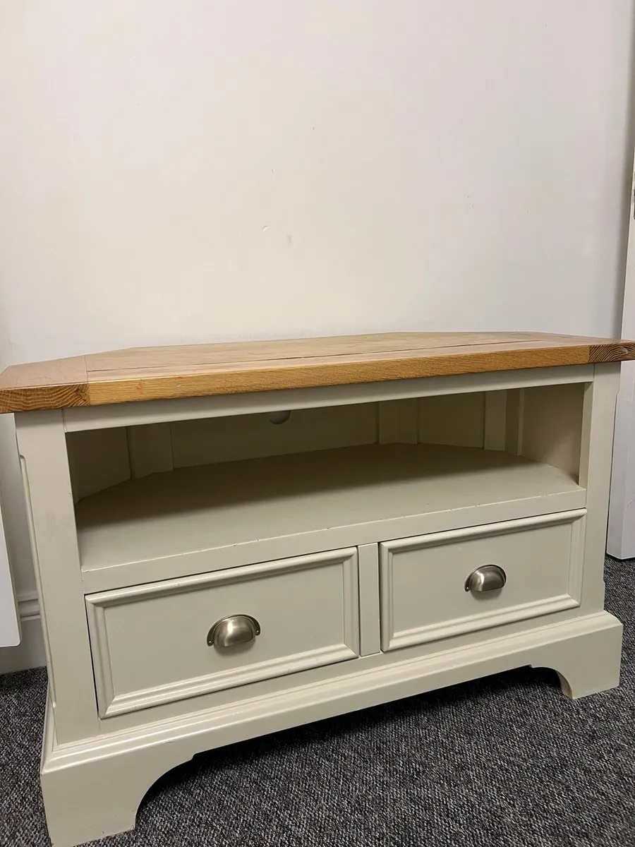 EZ Living TV Unit - Cream & Oak- Excellent Conditi - Image 1