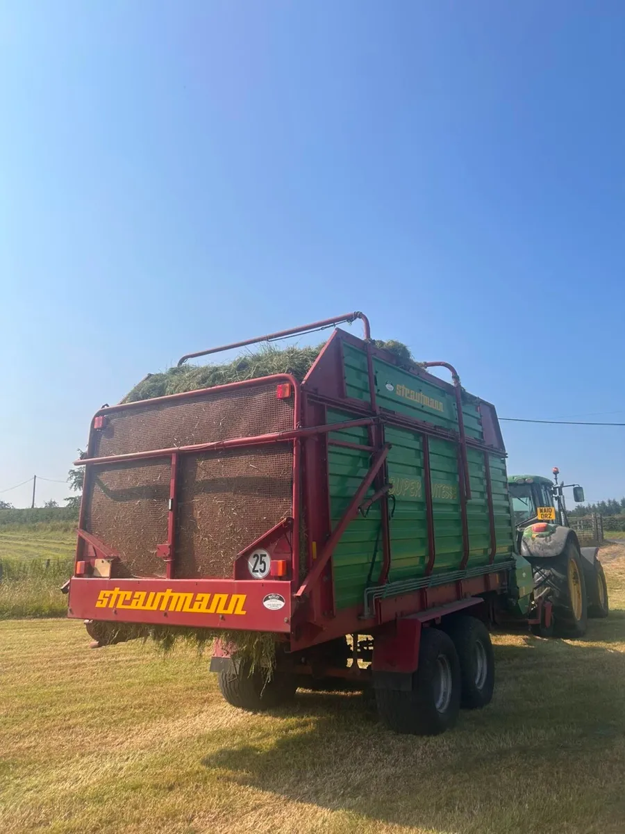 STRAUTMANN SILAGE WAGON - Image 1