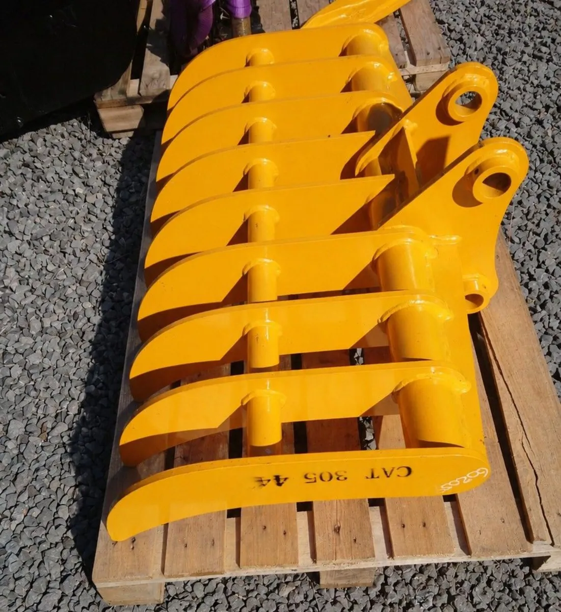 6 TON DIGGER RAKE ( 45mm pins ) - Image 1