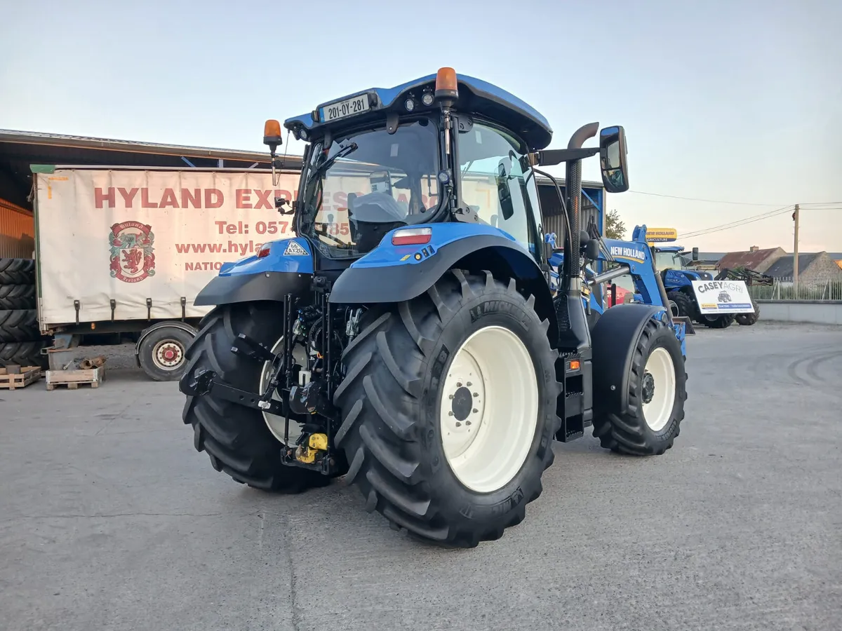 Tractor - Image 4