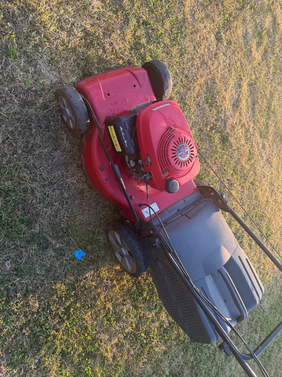 Honda lawnmower - Image 3