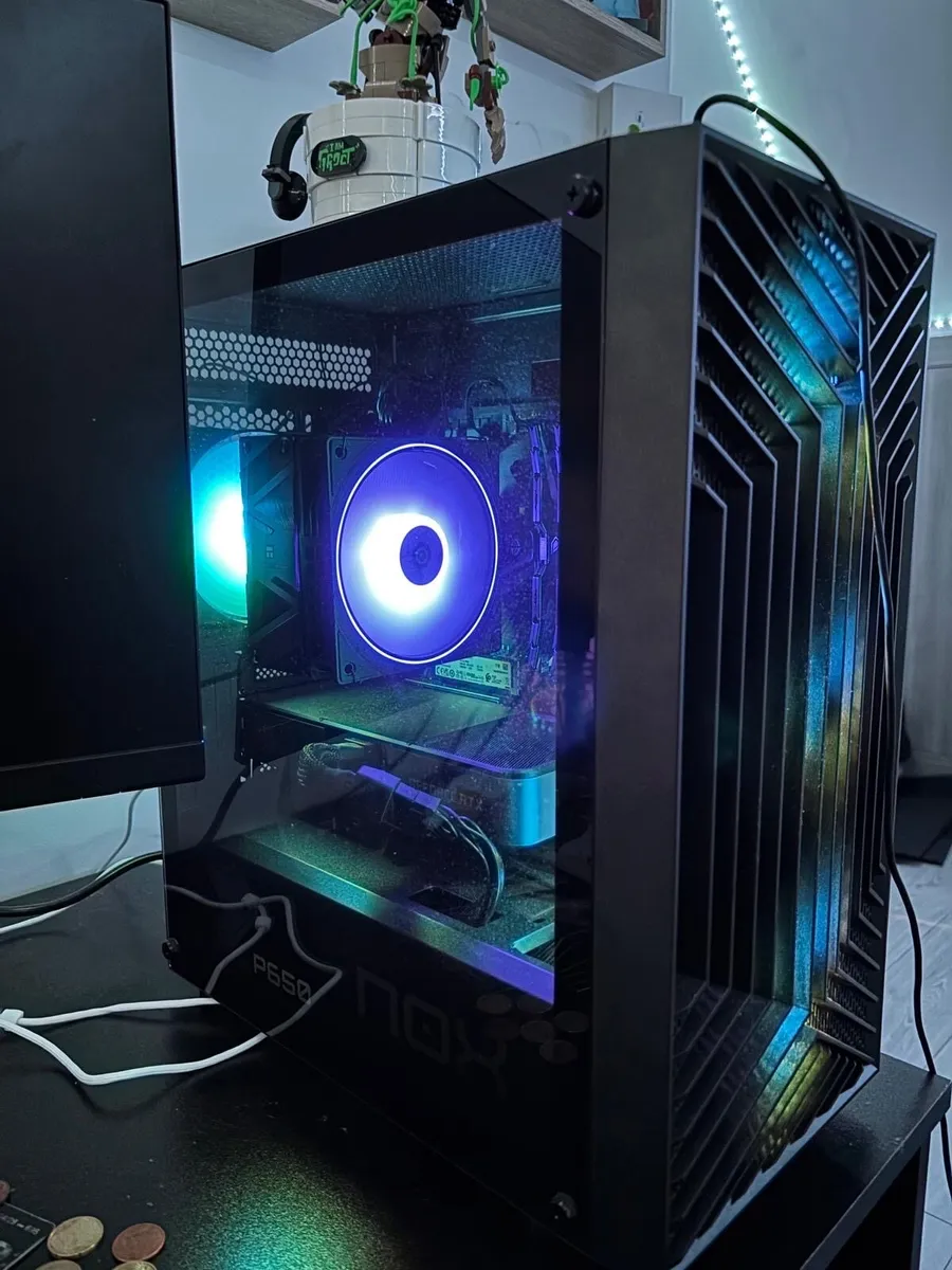Rtx 3070 & Ryzen 5 5600x Gaming PC - Image 1