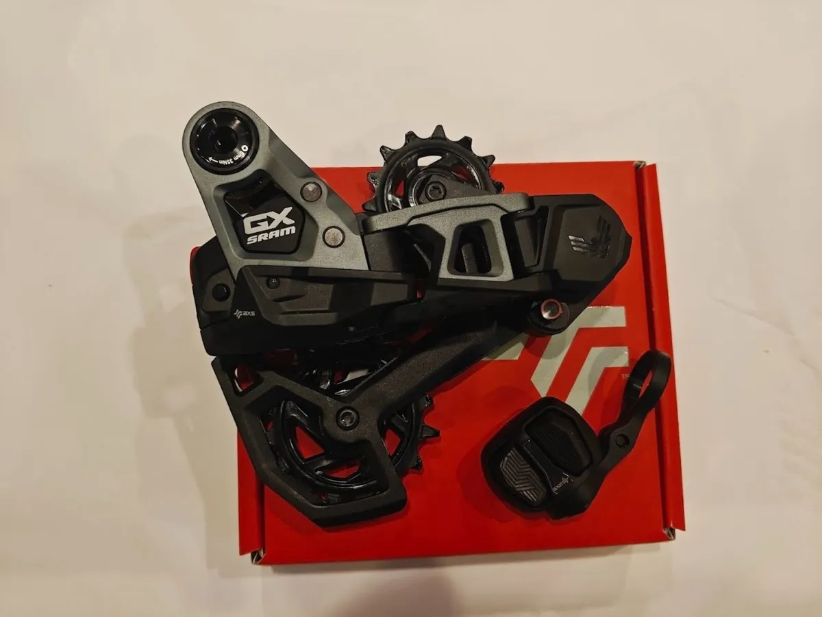 Sram GX T-Type Eagle AXS Rear Derailleur & Shifter - Image 4