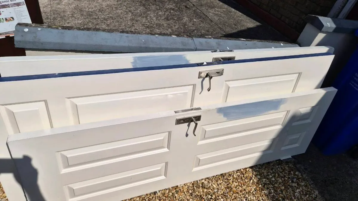 4 x Internal Doors for Sale - Image 2