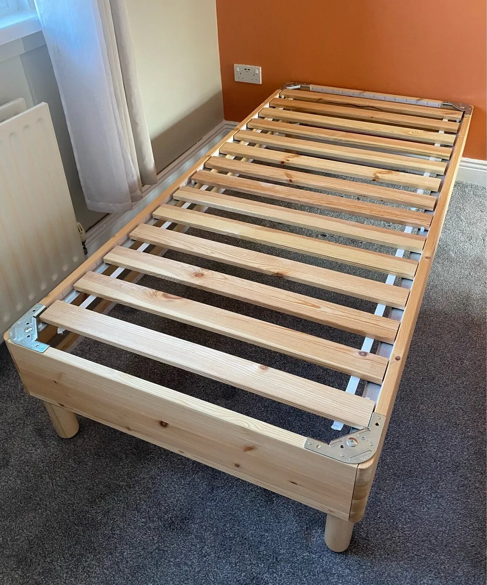 Single Bed - Image 2
