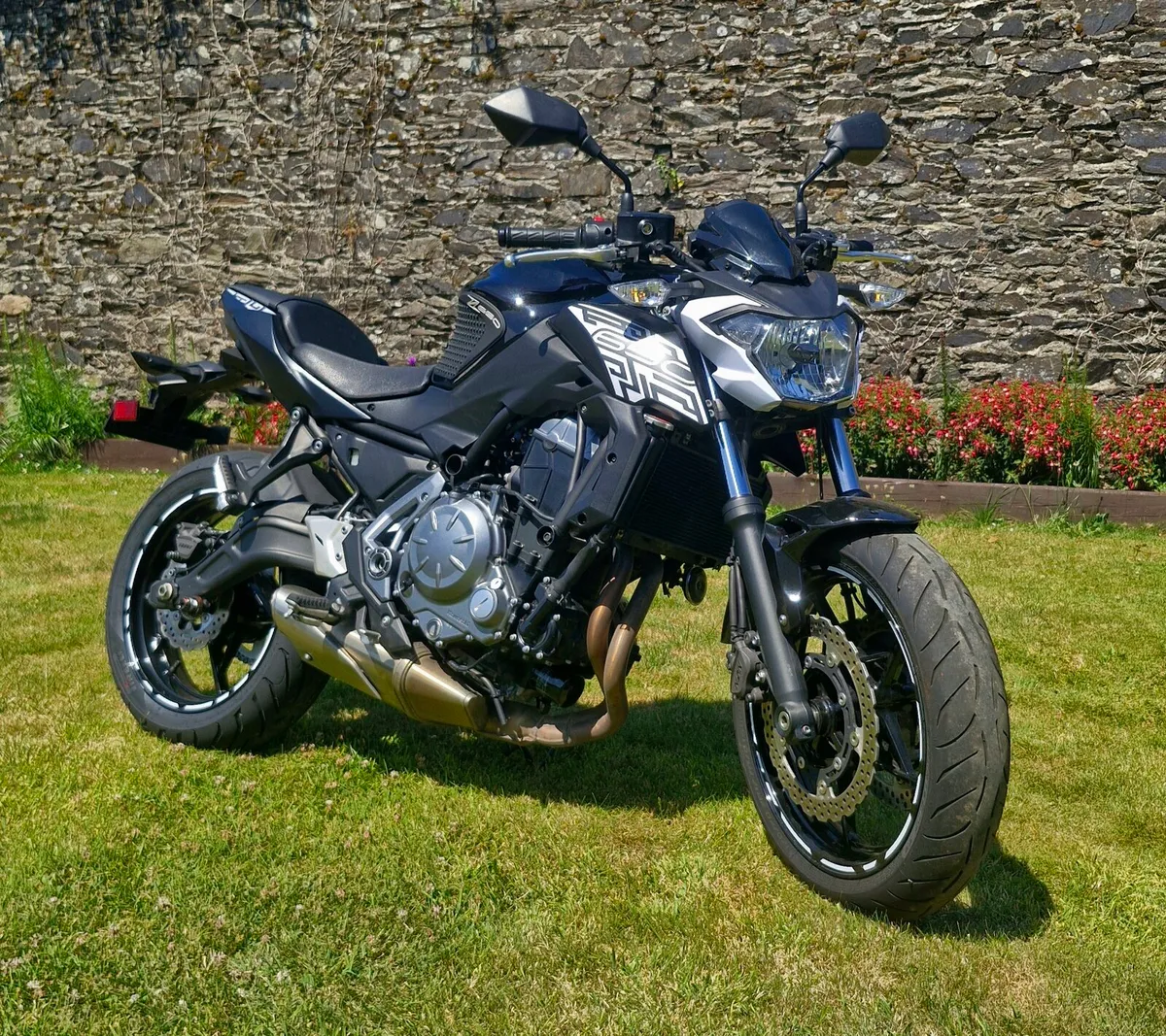 KAWASAKI Z650 2018 ABS - Image 1