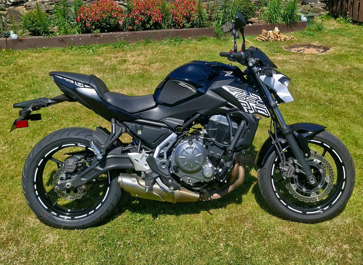 KAWASAKI Z650 2018 ABS - Image 2