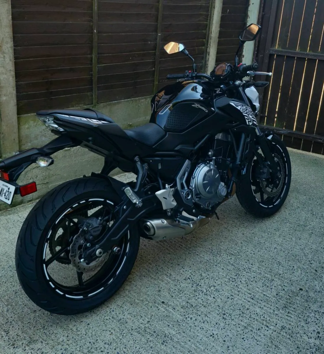 KAWASAKI Z650 2018 ABS - Image 3