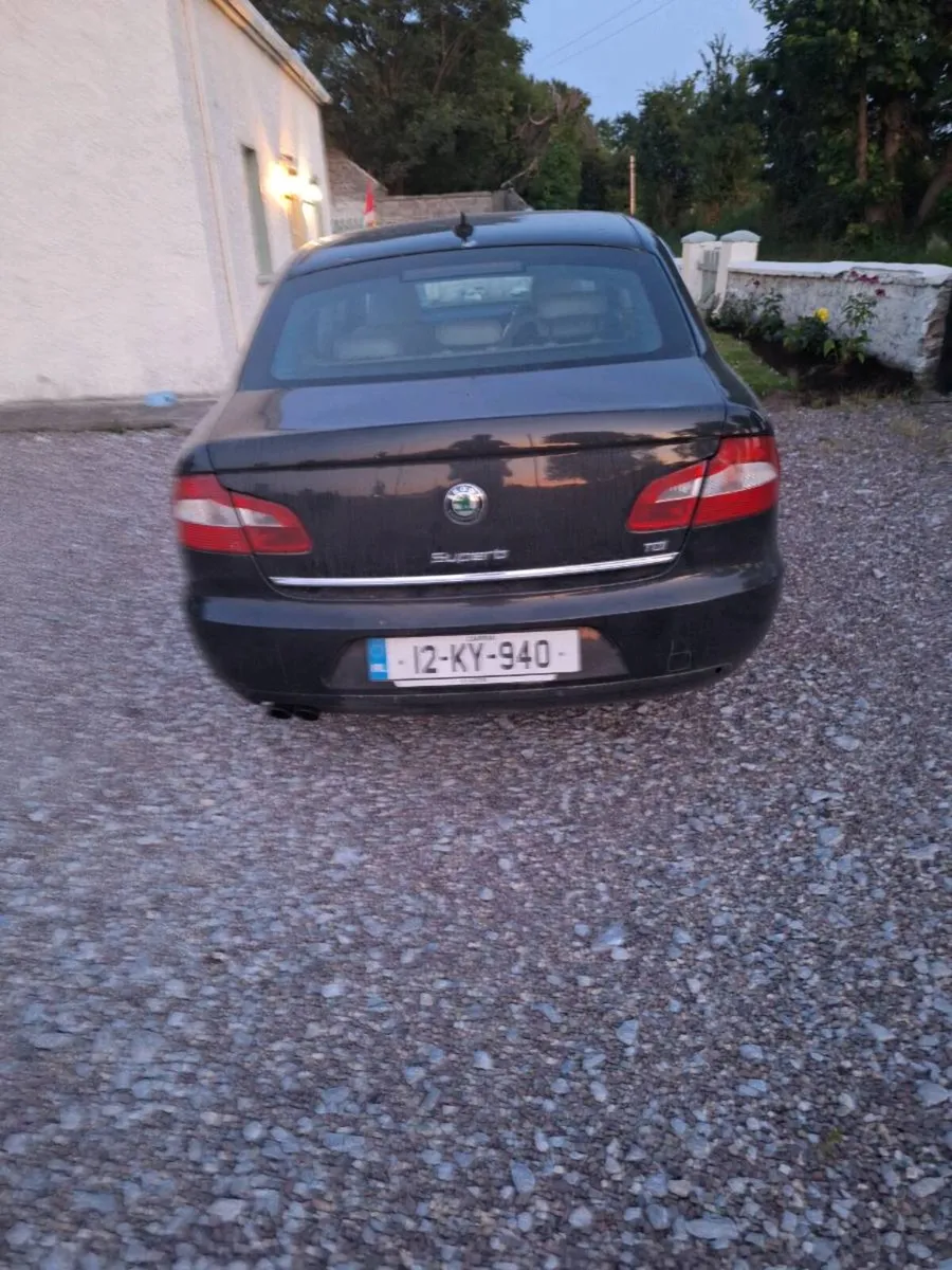 Skoda supwrb - Image 4