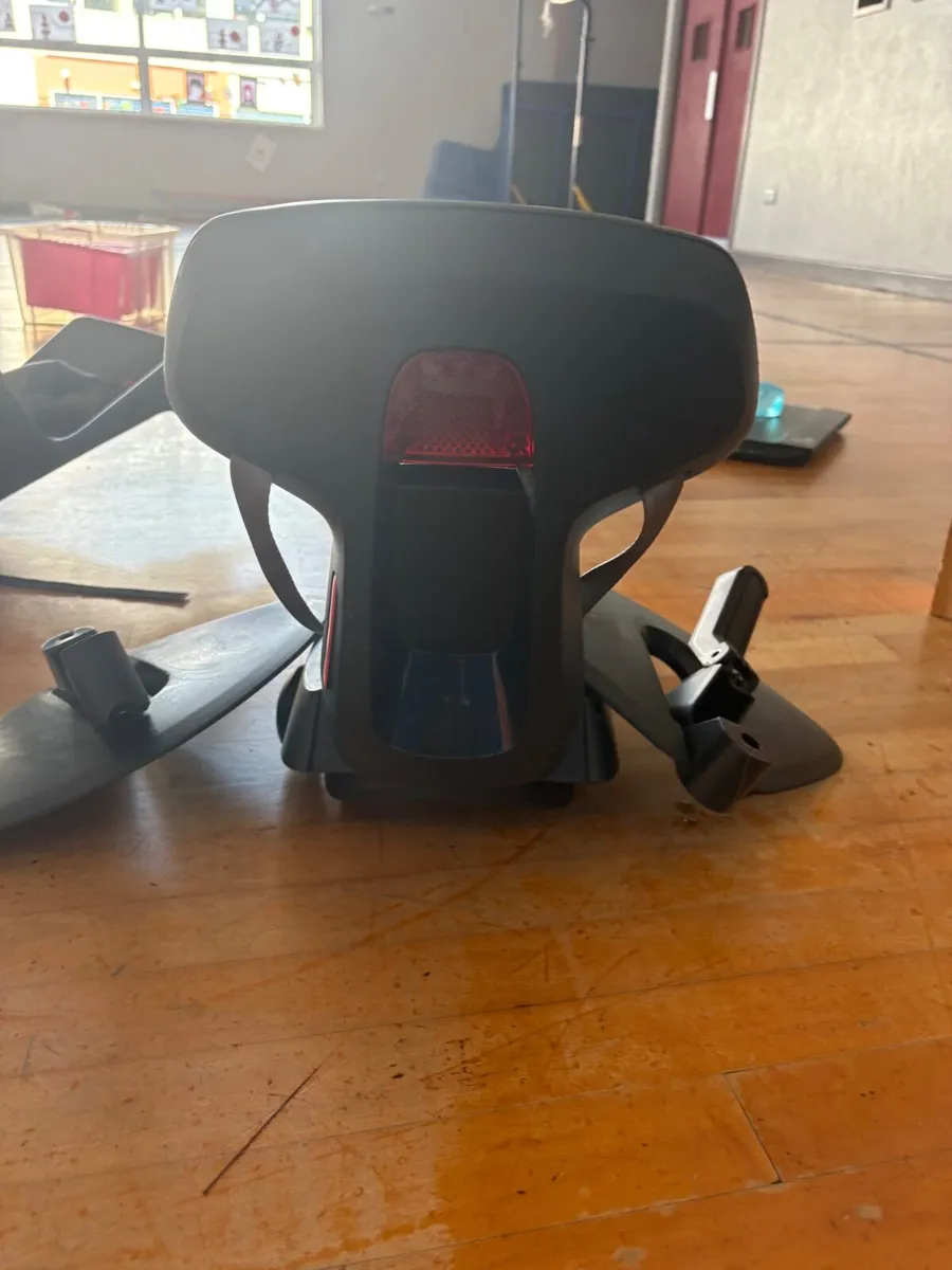 GUPPY JUNIOR CARRIER-MOUNTED CHILD SEAT (MAX 35KG) - Image 4