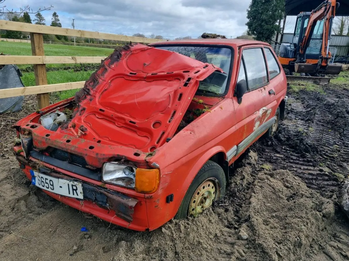 Ford Fiesta mk2 FOR PARTS - Image 3