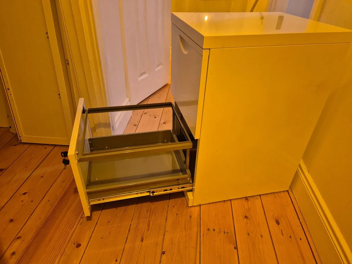Filing Cabinet White - Image 3