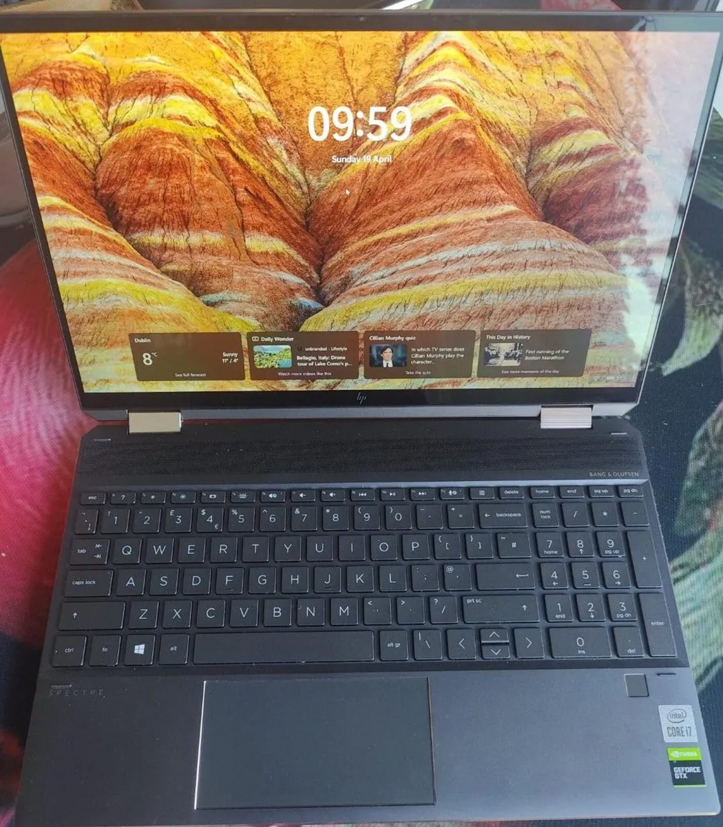 HP Spectre x360 4K Touch i7 16GB 512GB NVIDIA 4GB - Image 2