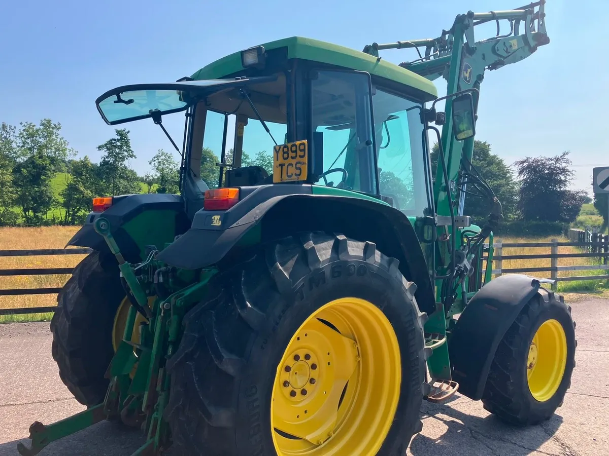 John Deere 6110 4WD with Loafer - Image 3