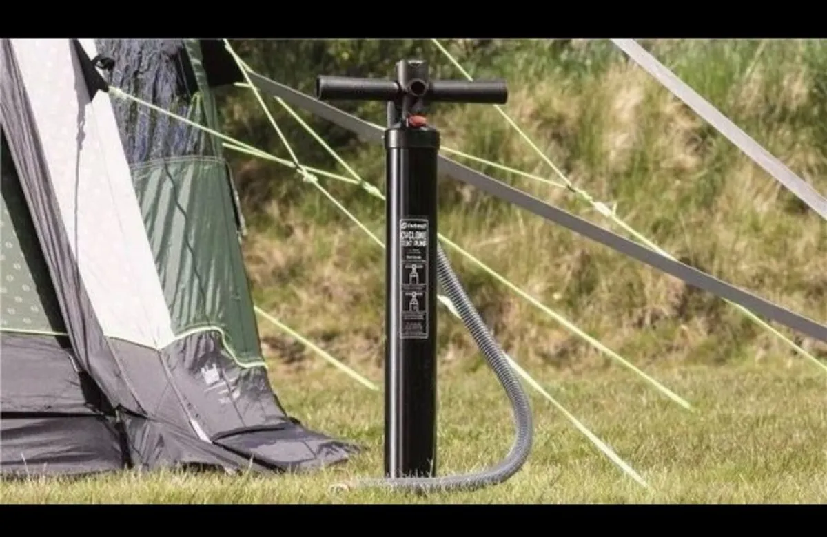 Tent - Image 4