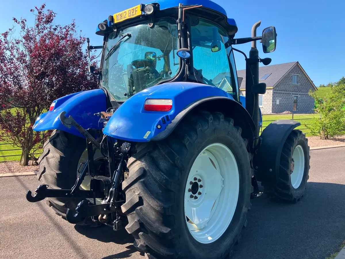 2012 NEW HOLLAND T 6070 4WD - Image 3