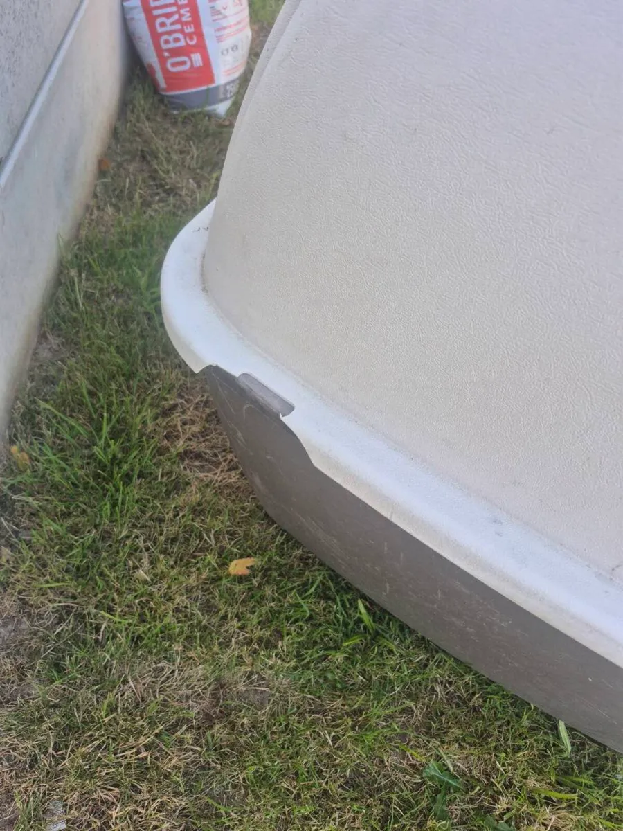 Dog Kennel - Image 4