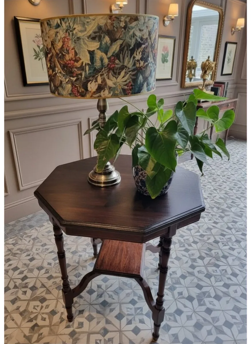Beautiful Occasional Table...€125 - Image 1