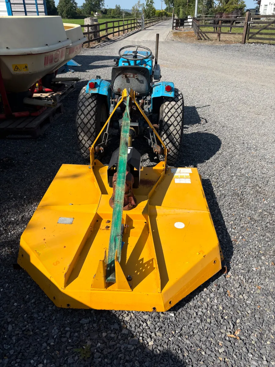 Mitsubishi D1300 compact tractor with Topper - Image 4