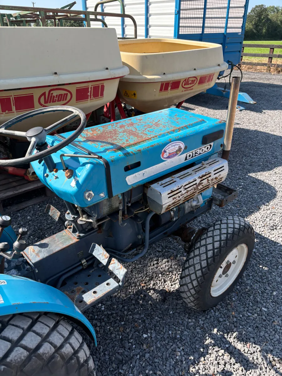 Mitsubishi D1300 compact tractor with Topper - Image 3