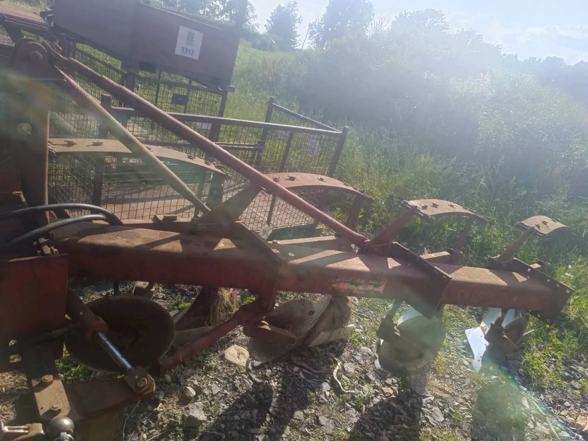 Kverneland Plough - Image 2