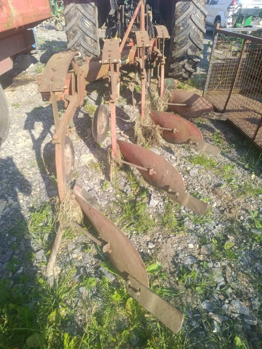 Kverneland Plough - Image 4