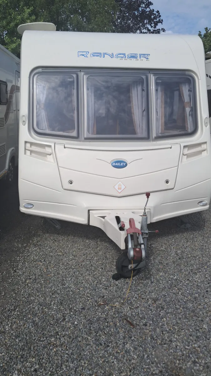 Caravan - Image 1